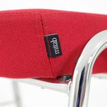 Begagnad röd barstol från Mitab med röd textilsits och kromad ram. Mått: Höjd 80 cm, sittbredd 33 cm och sittdjup 29 cm. 