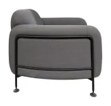 Begagnad fåtölj Mega Armchair från Massproductions i grått tyg. Mått: Höjd 79 cm x Bredd 100 cm x Djup 90 cm Sitthöjd: 42 cm. 