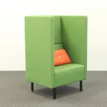 Begagnad fåtölj med hög rygg Mute från Mitab i grönt tyg, med orange kuddar från HAY. Mått: Bredd 77 cm, sittbredd 70 cm, djup 66 cm, höjd 130 cm, sitthöjd 45 cm. 