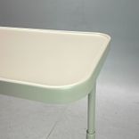 Begagnat laptopbord Björkåsen från Ikea i beige. Mått: bredd 46 cm, djup 35 cm och justerbar höjd mellan 60 till 70 cm. 