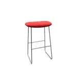 Begagnad Barpall från Cappellini, modell Morrison. Tillverkad av bok- och björkplywood med rött polyuretanklädsel. Stativ o krom. Mått: Höjd 70 cm x Bredd 45 cm x Djup 36 cm.