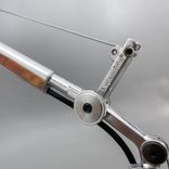 Begagnad skrivbordslampa Tolomeo Mini från Artemide i grått. Mått: Höjd: 54 cm, Längd 68 cm, Maxhöjd: 108 cm. 