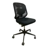 Begagnad kontorsstol MedaPal från Vitra. I svart färg och mesh rygg, utan armstöd. Mått: höjd 106 cm med justerbar sitthöjd mellan 44 till 58 cm. 