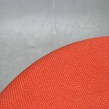 Begagnad barstol Tibu från Magis i orange med klädd tygsits. Mått: Justerbar sitthöjd 60–77 cm och diameter 37 cm.