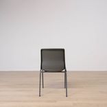 Begagnad Konferensstol från Profim, modell Ana 4340SR. Klädd i ljusgrått tyg med mörkgrå ben. Mått Höjd: 82 cm, Sitthöjd: 47 cm, Rygghöjd: 43 cm, Sittbredd: 43 cm, Ryggbredd: 41 cm, Sittdjup: 40 cm