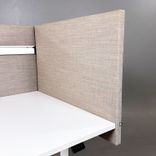 Begagnad bordsskärmar i grupp VX från Horreds i beige färg. Mått: Bredd 160 cm/80 cm, Höjd 60 cm. 