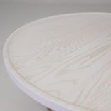Begagnat runt soffbord Mill från Karl Andersson & Söner i vit färg. Diameter 90 cm och höjd 46 cm. 