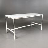 Begagnat projektbord Base High Table från Muuto i vitt. Bredd: 190 cm, Djup: 85 cm, Höjd: 105 cm.  