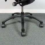 Begagnad kontorsstol Logic 400 från RH i svart tyg. Mått: sitthöjd 41–53 cm. 