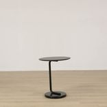 Begagnat runt soffbord Curling från Materia i svart. Mått: höjd 62 cm och diameter 50 cm. 