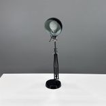 Begagnad IKEA Forså skrivbordslampa i svart med justerbar arm och skärm. Höjd 35 cm, fotens diameter 15 cm, skärmens diameter 12 cm. 