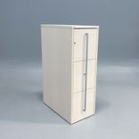 Begagnat towerskåp Part från Edsbyn i vitlaserad ask. Mått: Djup 80 cm, Höjd 120 cm. 