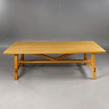 Begagnat matbord Möckelby från IKEA i ek. Mått: bredd 235 cm, djup 100 cm, höjd 74 cm. 