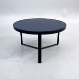 Begagnat soffbord Copper från Fogia i svart. Mått: diameter 80 cm, höjd 45 cm. 