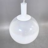 Begagnad taklampa Fog från Zero i vit. Mått: Diameter 35 cm. 