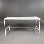 Begagnat projektbord Base High Table från Muuto i vitt. Bredd: 190 cm, Djup: 85 cm, Höjd: 105 cm.  