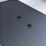 Begagnat konferensbord från Inoff i svart färg. Utrustad med integrerade uttag för el och USB-C. Mått: Bredd: 180 cm, Djup: 80 cm, Höjd: 72 cm.  
