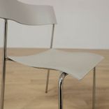 Begagnad konferensstol Campus från Lammhults i grått med kromade ben. Mått: Totalhöjd 74 cm, sitthöjd 43 cm, ryggbredd 47 cm, sittbredd 39 cm och sittdjup 40 cm. 