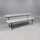 Begagnad soffa Font från Offecct med grå klädsel och mörkgrå ben. Mått: bredd 180 cm, djup 62.5 cm och höjd 75.5 cm, sitthöjd 46 cm. 