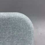 Begagnad bordsskärm Softline 30 från Abstracta i turkos. Mått: bredd 140 cm, djup 3 cm, höjd 65 cm. 