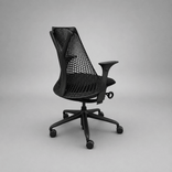 Begagnad sittgrupp med kontorsstol Sayl från Herman Miller och höj- och sänkbart skrivbord i vitt. Mått: Bredd 160 cm, Djup 80 cm, höjd 70–120 cm. 