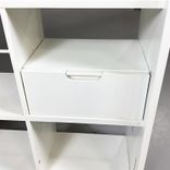 Begagnat towerskåp i vitt. Mått: Bredd 34,5 cm, Djup 81 cm, Höjd 120 cm. 