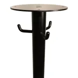 Begagnat Pelarstativ i svart färg med krokar för upphängning av kläder eller andra tillbehör. Mått höjd 87 cm, bredd 39 cm och djup 39 cm.  