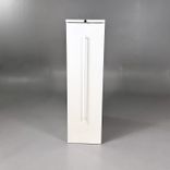 Begagnat towerskåp i vitt. Mått: Bredd 34,5 cm, Djup 81 cm, Höjd 120 cm. 