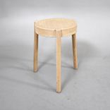 Begagnad pall Pal från Northern i ek. Mått: Diameter 37 cm, höjd 46 cm. 