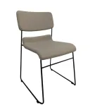 Begagnad konferensstol från Skandiform modell D2. Helklädd rygg och sits i ljusgrått tyg och svart stativ. Mått: Höjd 82 cm x Bredd 47,5 cm x Djup 54,5 cm. Sitthöjd: 47 cm. 