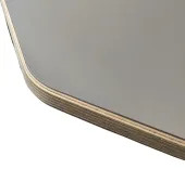 Begagnat telefonbås i svart/grå/trä. Med skjutdörrar i frostat glas, integrerad sittplats/bord, dubbla USB/eluttag. Mått: Höjd 215 cm x Bredd 115 cm x Djup 115 cm. 