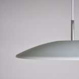 Vit begagnad taklampa. Mått: Diameter 50 cm. 