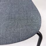 Begagnad konferensstol Hug från Edsbyn med rygg i askträ, klädd sits i grått samt svart stativ. Mått: Bredd 54.5 cm, Djup 48.5 cm, Höjd 74 cm, Sitthöjd 44 cm. 