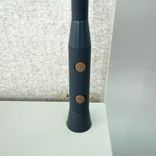 Begagnad bordslampa från Wästberg, modell W126. I grått. Mått diameter 40 cm och höjd 119 cm. 