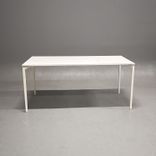 Begagnat konferensbord från Lammhults, modell Campus i vitt. Mått: Bredd 160 cm x Djup 80 cm x Höjd 72 cm. 