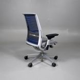 Steelcase Think begagnad kontorsstol grå/blå