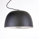 Begagnad taklampa Bell i svart från Örsjö Belysning. Mått: diameter 56 cm och höjd 33 cm. 