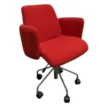 begagnad-stol-med-hjul-Kartell-Röd